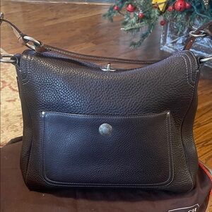 Coach Elegant Brown Leather Shoulder Bag- PRISTINE CONDITION